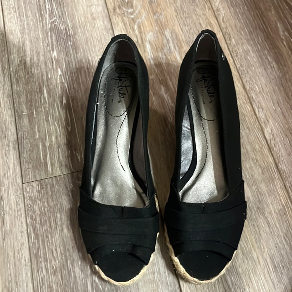 Womens life stride sandals